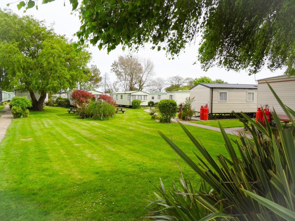 Fort Holiday Park Sandown Exterior photo